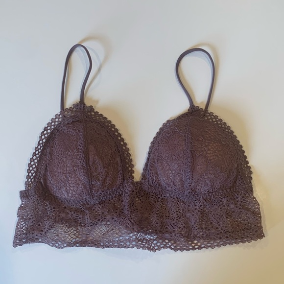 Victoria’s Secret Purple Lace Bralette Wire Free Removable Pads Women’s Small - Picture 1 of 5